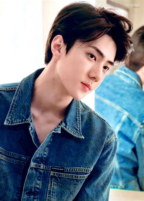 sehun exo.